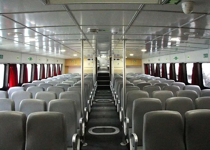 Botel Gilibooking Tickets